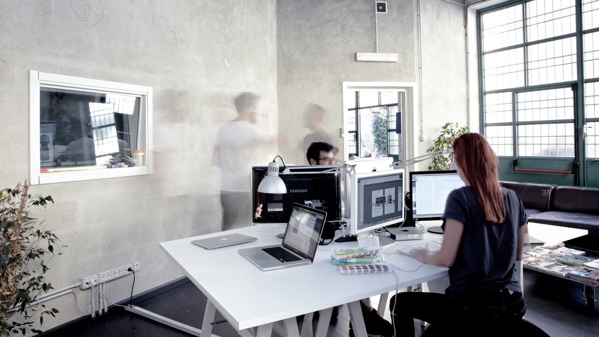 officinevisive's tweet photo. DESIGN | FOTOGRAFIA | GRAFICA
Offriamo al committente soluzioni con alto profilo estetico e grande efficacia comunicativa. https://t.co/4FoBDoEnWi