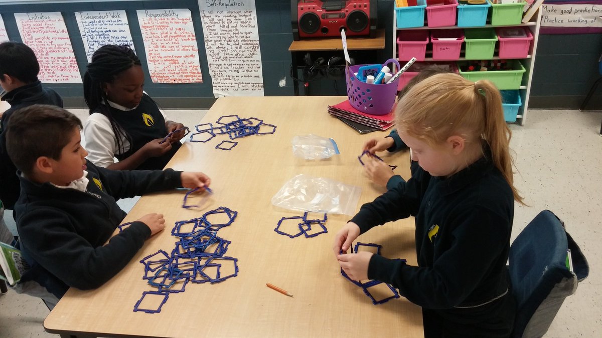 Using manipulatives to make nets of 3D figures! Consolidating our learning! #hcdsbmath <a href="/HCDSB/">Halton Catholic DSB</a> <a href="/lclightmilton/">Lumen Christi</a>