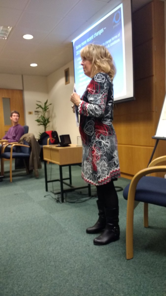 ProspectDefence's tweet photo. @ProspectUnion legal services officer Linda Sohawon updating Dstl branch committee on employment law #DefendMoDCivs https://t.co/Nqihhxw294
