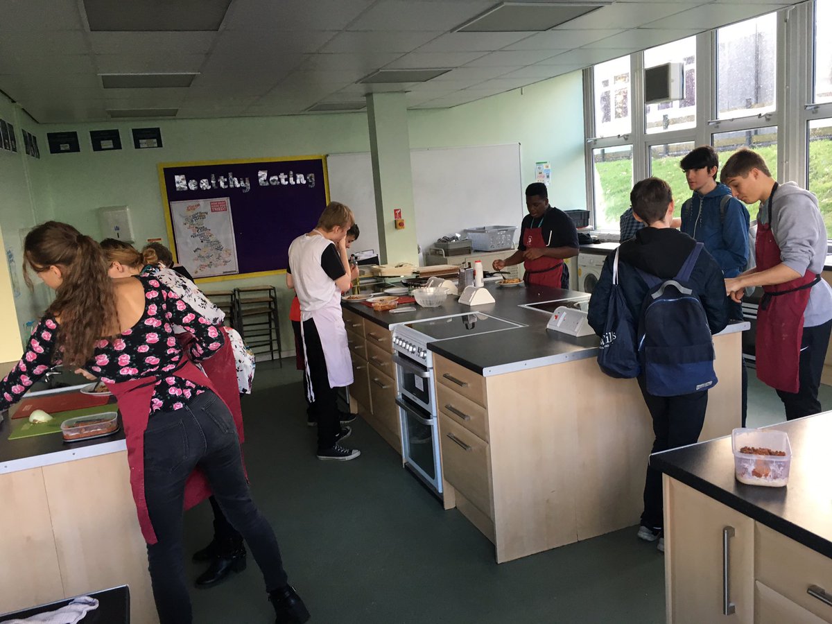 SixthFormRoyds's tweet photo. Our @roydsschool Post 16 Students are loving "Let's Get Cooking" @ChildFoodTrust This week we made yummy Spaghetti Bolognese #letsgetcooking https://t.co/j67bB82KXt