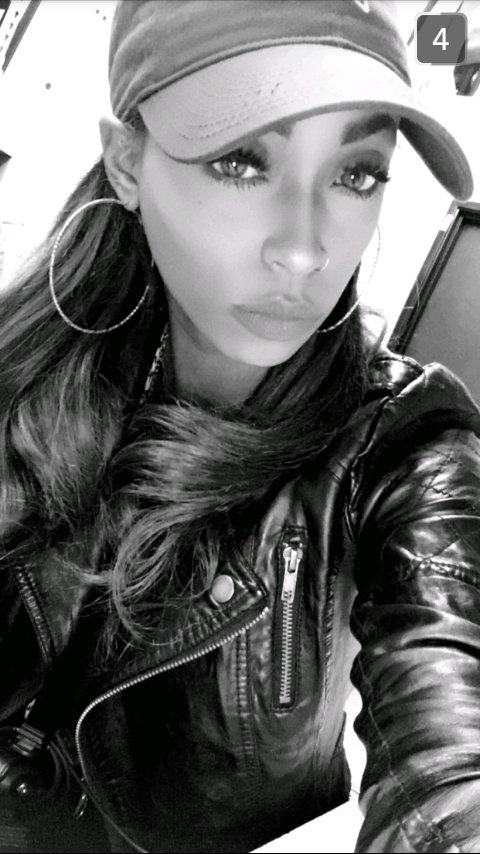 justinRlopez's tweet image. #EverydayCrush @singerbrebrown @simplybrebrown #BooThing #PrettyFace #BeautifulSmile