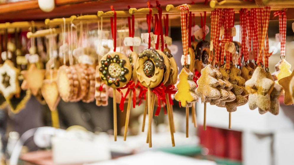 washingtonian's tweet photo. 7 DC Holiday Pop-Up Markets You Don’t Want to Miss. (NPR Does an ‘All Crafts Considered’? Sign Us Up!) https://t.co/SJ8hcC7Occ https://t.co/OSKfw5JAgw