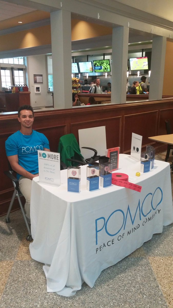 pom_safety's tweet photo. #TBT to our visit to @RandolphMacon for Parent's Weekend! Shane had a great time talking to parents and students about the the POM! #POMup https://t.co/WinwR1WGus