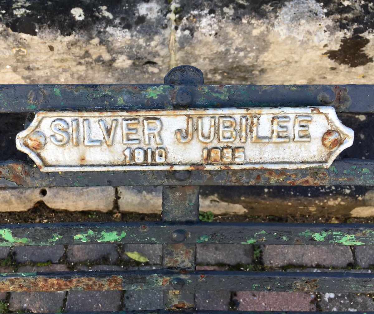 will1966lee's tweet image. #Latton