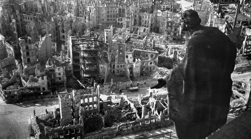 Dresden bombardımanı