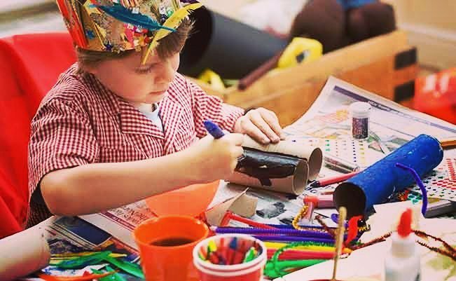 promoliere's tweet photo. Talleres de exploración creativa y reciclaje forman parte del VERANITO FELIZ 2017 de Molie… https://t.co/Wp2Y5kZTw0 https://t.co/Q3XLhDKFFz