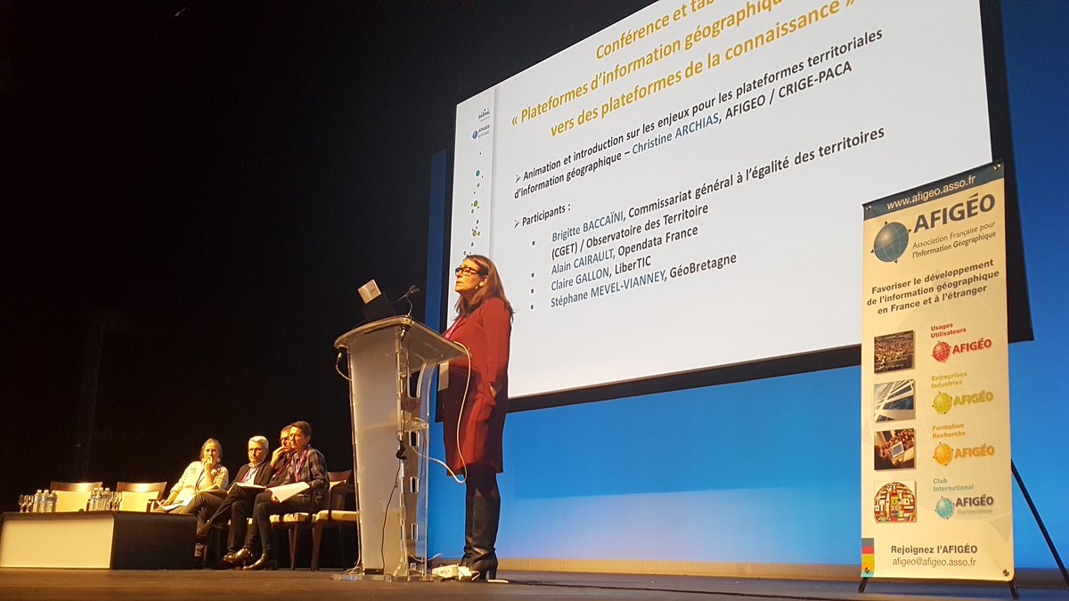 CRIGEPACA's tweet photo. #DynReg2016 conf. #PTIG & #opendata, vers des plateformes de la connaissance avec @CGET_gouv @opendata_fr @LiberTIC @geobretagne @CRIGEPACA https://t.co/aMZPInxapr