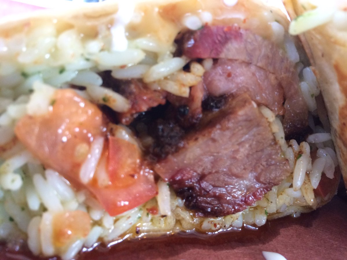 SugarfireStChuk's tweet photo. Oohhh Yaahh! 3 Way Burrito! https://t.co/MgGrHjcFID