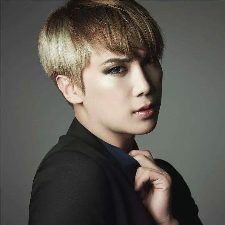 feiyen_chow's tweet photo. Happy 2nd anniversary to ROMEO <ALIVE> album โฅ
#ROMEO #ALIVE #Happy2nd Anniversary #WaitingForROMEO https://t.co/sDBaGpDJYB