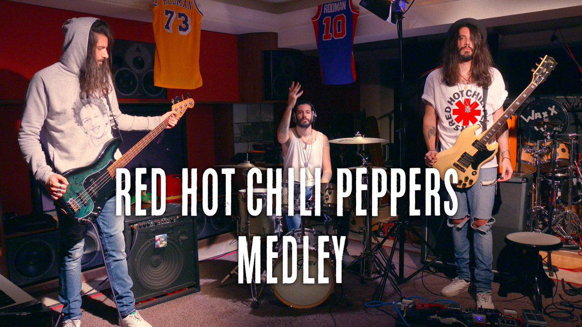 waxxgyver's tweet photo. Nouvelle Vidéo = Medley des @ChiliPeppers ! L'un de mes groupes préférés ! RT avec amour pour qu'ils la voient 🤘🏼
=> https://t.co/46UkNu9rXz https://t.co/WNCxHJsxAS