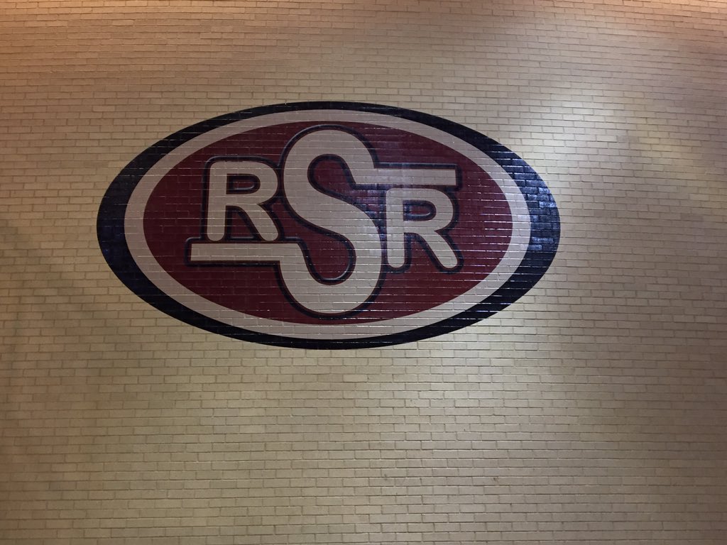 saginawhstx's tweet photo. Thanks Class of 2016 for your gift. The prints look awesome! Once a Rough Rider Always a Rough Rider! @EMSISD #wersaginaw @danabarnesEdD https://t.co/a5iP0mSHnd