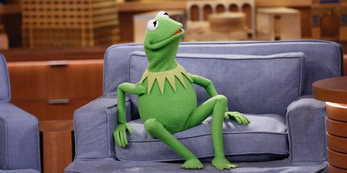 WORLDSTAR's tweet photo. Can we just take time to appreciate all that Kermit the frog has done for Twitter https://t.co/PXH2EmGxo9