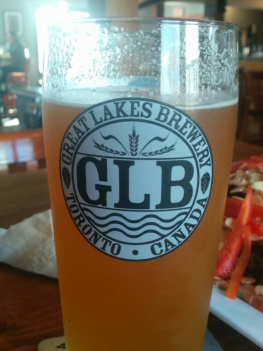 Enjoying a Canuck on this gorgeous day from <a href="/GreatLakesBeer/">Great Lakes Brewery 🇨🇦</a>