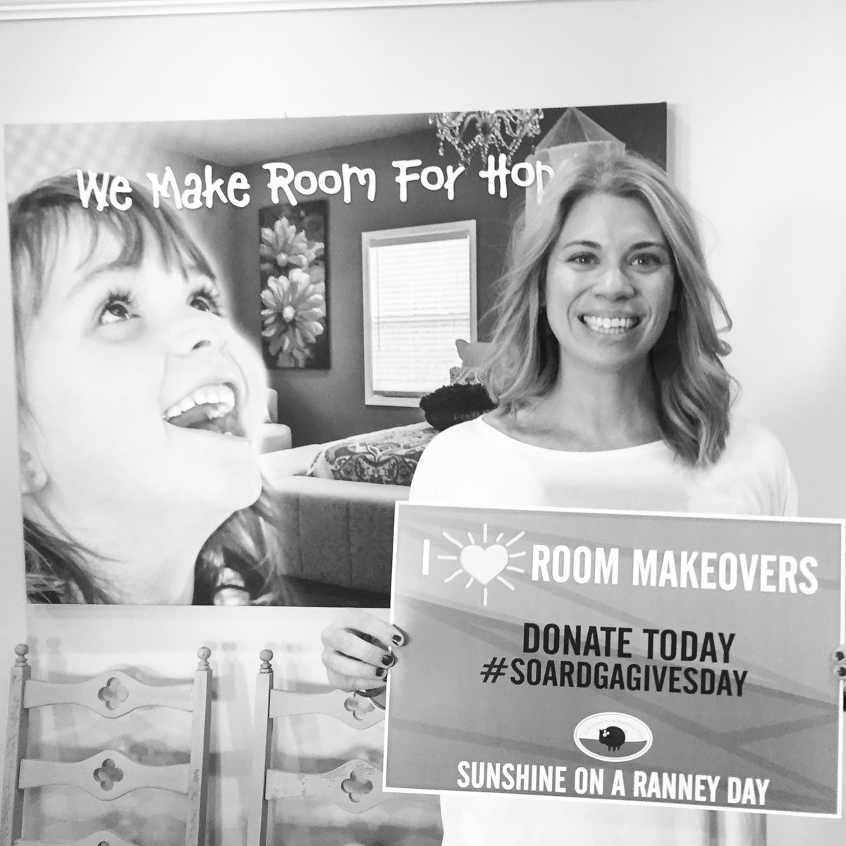 alyssadupree's tweet photo. I'm volunteer today at #SOARD #gagivesday. We've already raised $33,500!!! https://t.co/U4MyLgbIgU #soardgagivesday https://t.co/5lH9TZweOA
