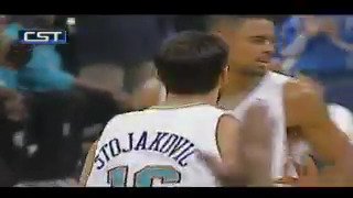 Peja Stojakovic Scores 20 Consecutive Points for Hornets