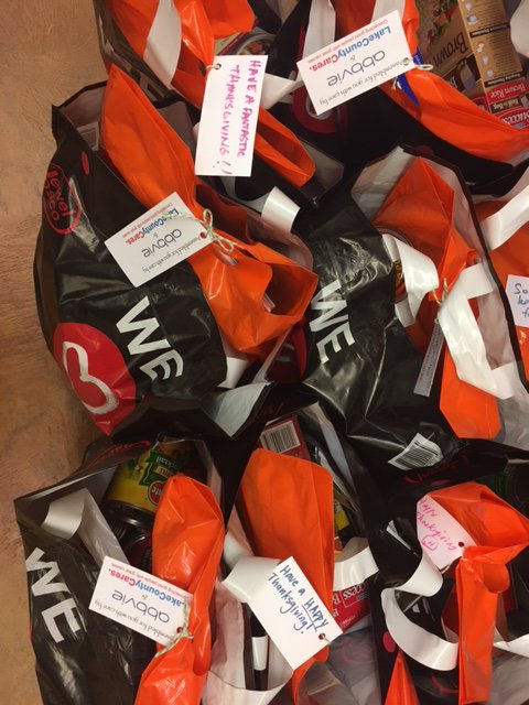 Our hard working volunteers from <a href="/District128/">District 128</a> are busy sorting the donated goods for our #ThanksgivingFoodDrive #ThankfulThursday