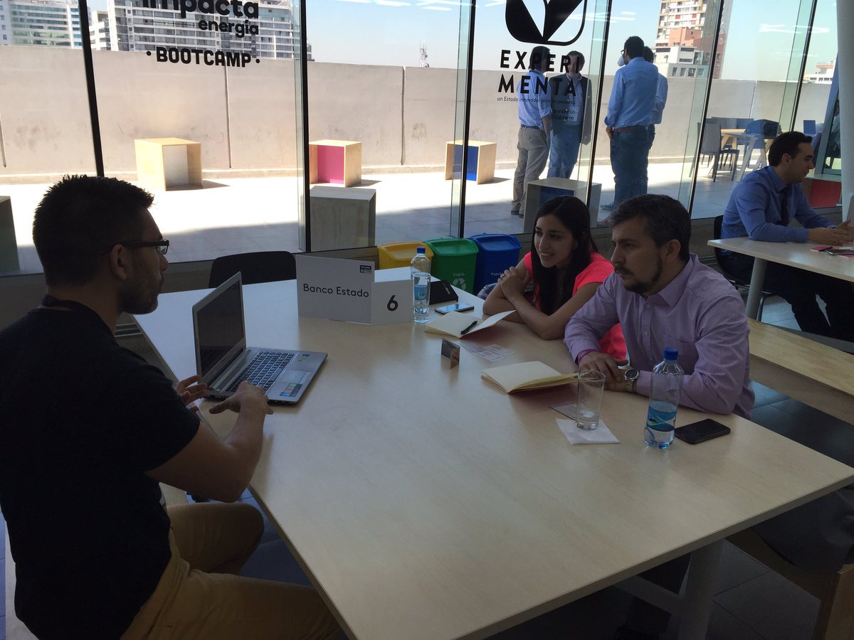 Origo_Lab's tweet photo. Hoy presenté #HydraSolution en 7 mesas de instituciones del estado. El bootcamp #ImpactaEnergia es de altísimo nivel @labgobcl #origolab https://t.co/h8xbPN9hQ5