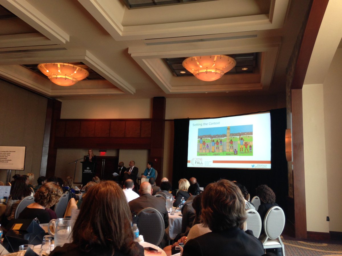 AlissaSeery's tweet photo. @philanthropyPHL Great to be a part of #PNfallcon16. Heard inspirational speakers, saw familiar faces, and made new connections https://t.co/6xuiPn1Ao6