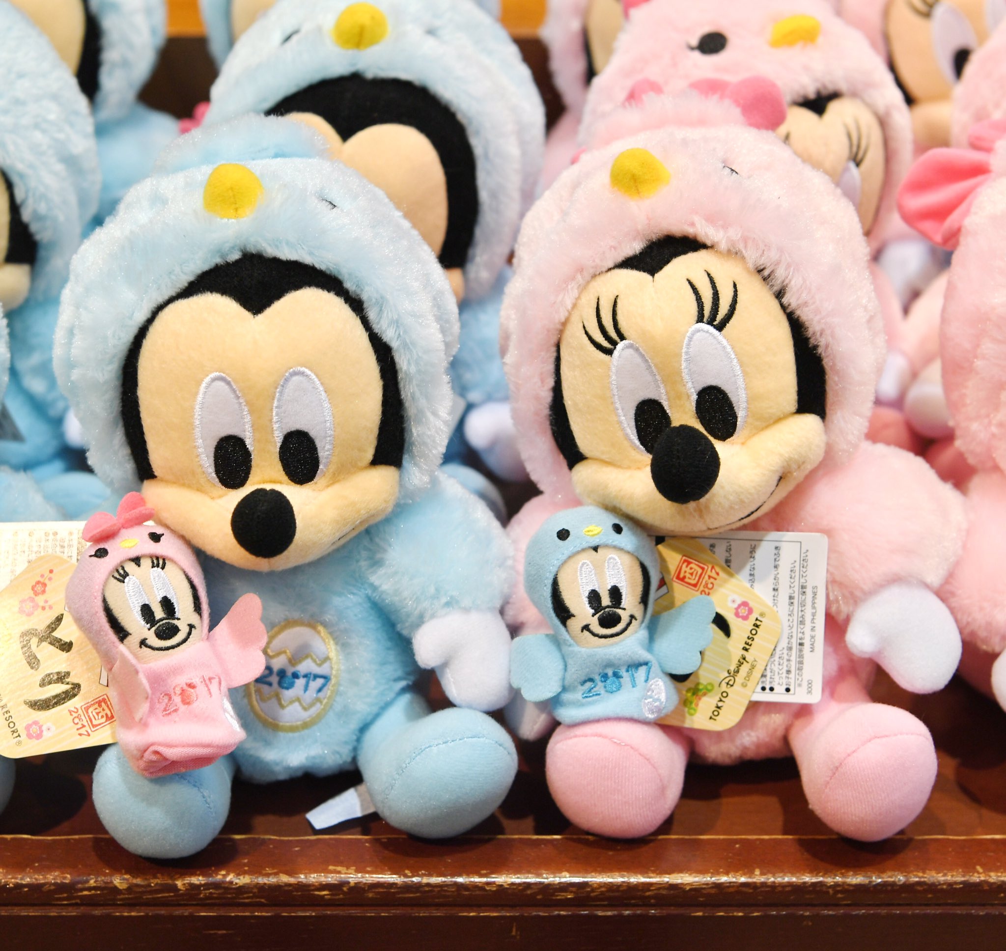 Mezzomikiのディズニーブログ 17年の干支 酉 になりきったドナルドたちのぬいぐるみ本日新発売 各価格2400円 指人形とセットです T Co Vbol7x5jre T Co Mxdi61o44e Twitter