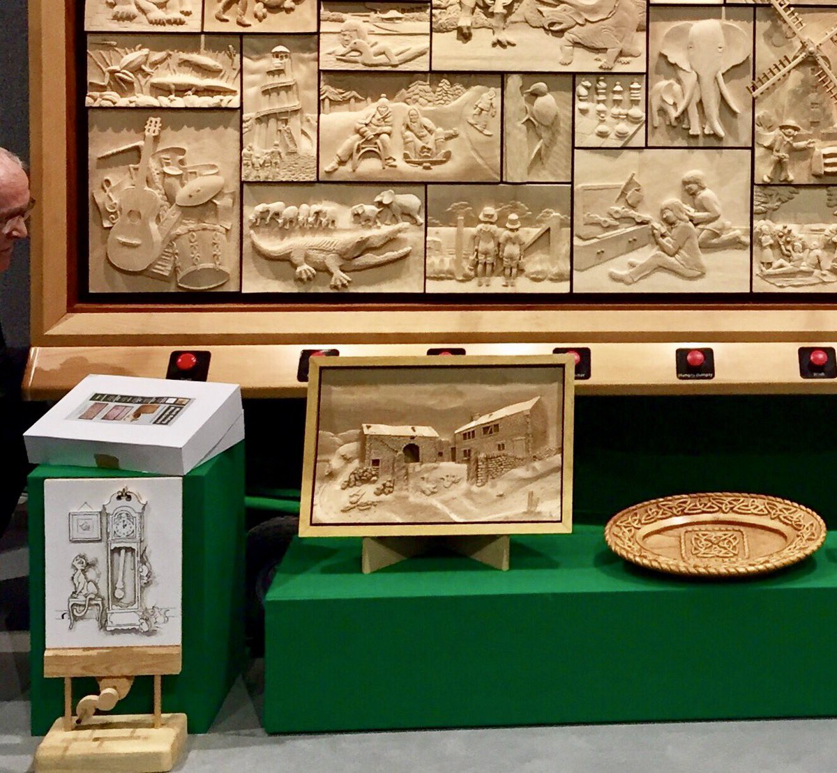 wrwassociation's tweet image. Setting up at the North of England woodworking & machinery show
