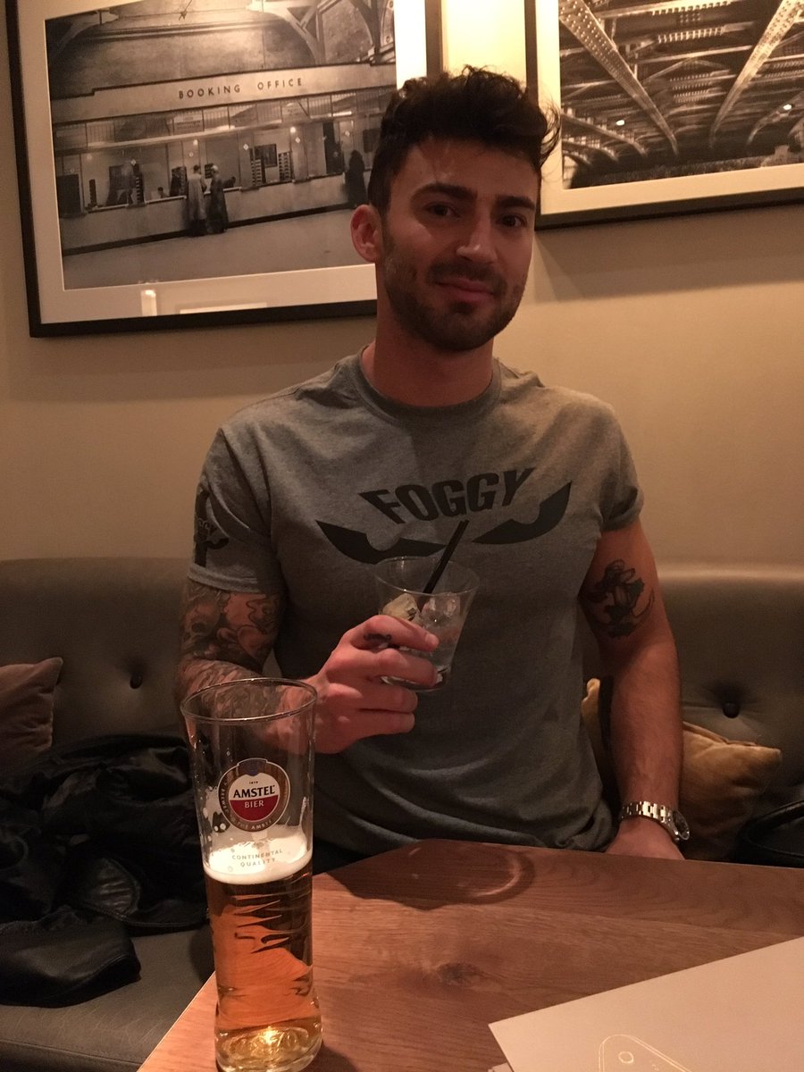carlfogarty's tweet image. Looking good in your new Foggy T dude.!!!😜👍 @JakeQuickenden