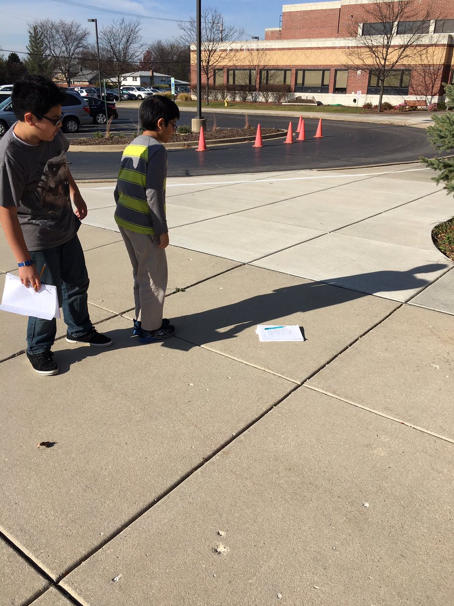 5thGrMaercker's tweet photo. 5R and 5H exploring our shadows during our Earth and Sun science unit! #myshadowislongerthanme #D60Learns https://t.co/59UVrtiKgO