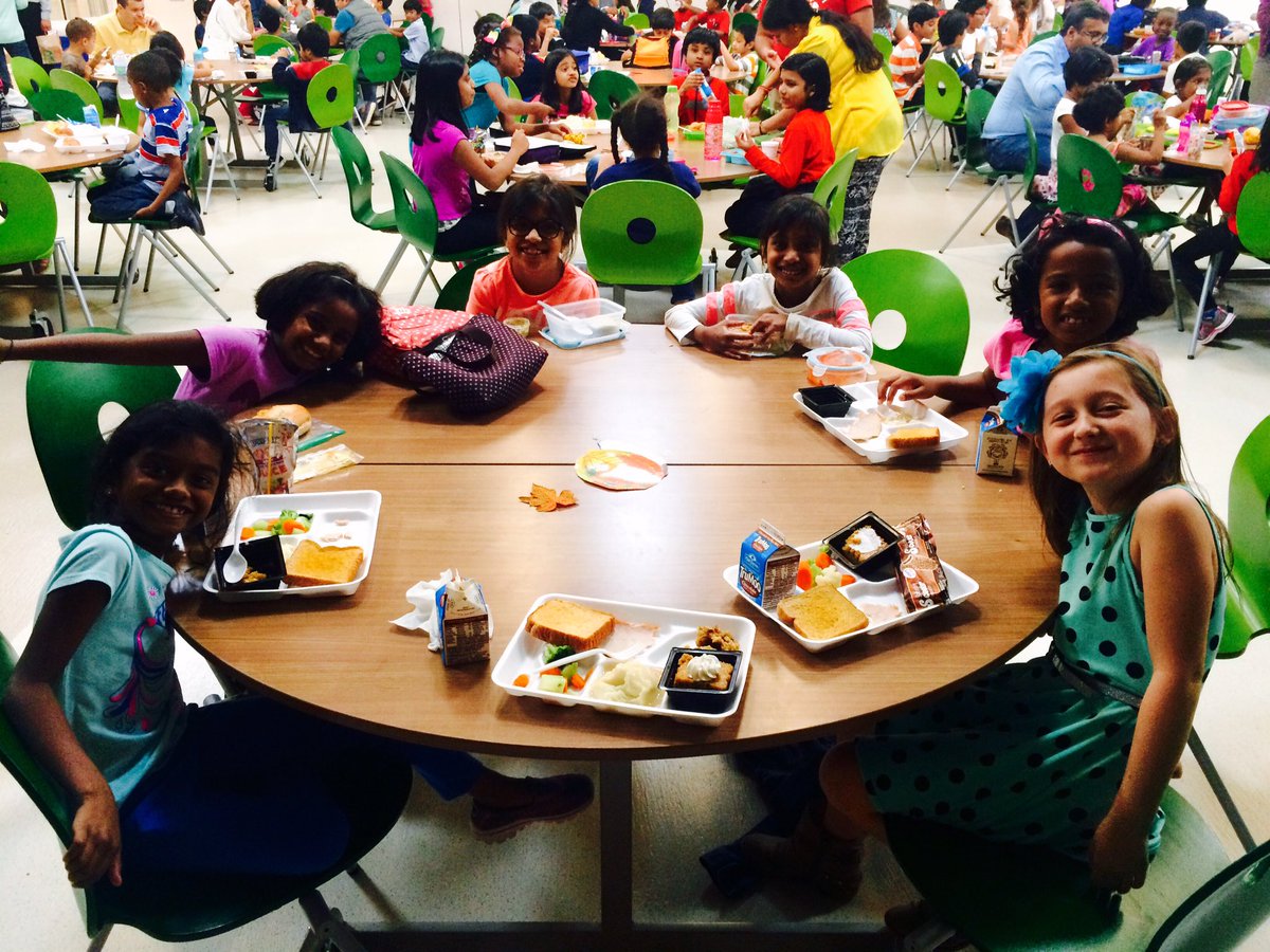 kradka's tweet photo. Loved feasting with my little lunch dates today! Thankful for these incredibly sweet and kind Rad Squad kids! #rjlyear3 #rjlgreen https://t.co/x2yEgwcnMV