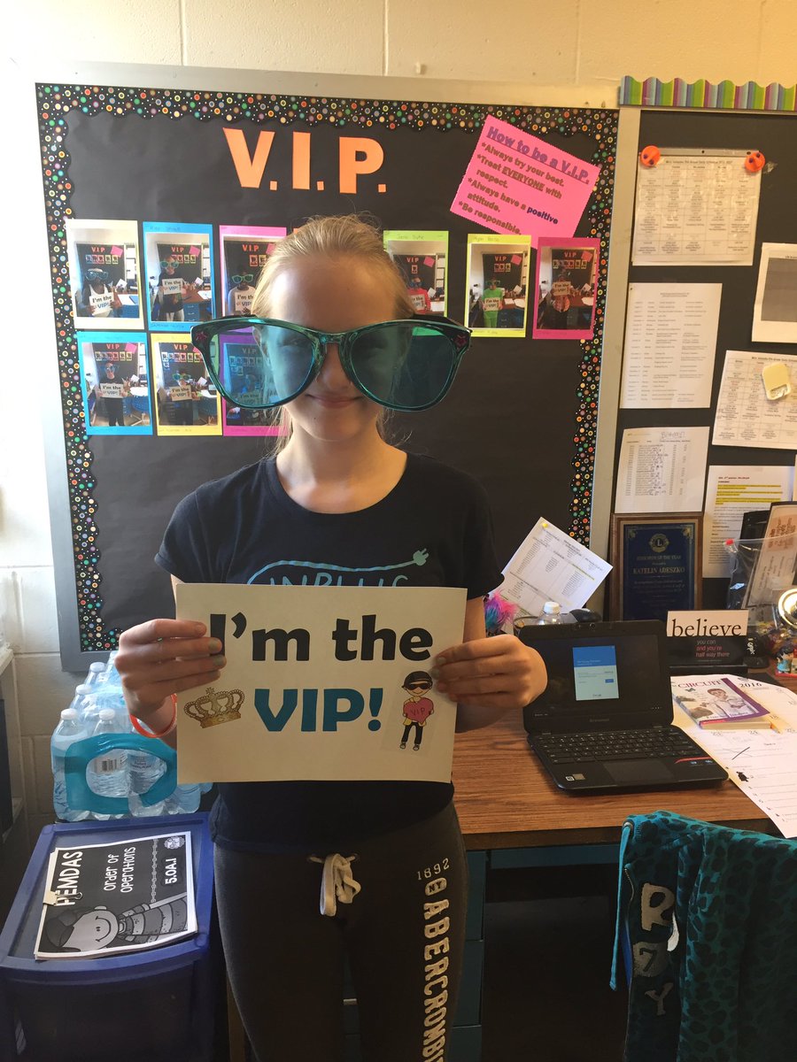 Someone is excited to be our class VIP today ! <a href="/ISD109/">Indian Springs 109</a> #lyledragons