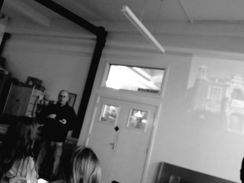 tangentfield1's tweet photo. @BristolSort @sortit2016 @centrespace1 @uwearchsociety @bishopstonvoice next #SORTingIT is James Savage the Old Swimming Baths case study https://t.co/z8GnsOp0Ov