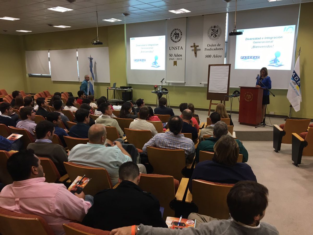 FADEEAC's tweet image. #FADEEAC presente en el #EncuentroJovenesEmpresarios que se está llevando a cabo en la @univ_UNSTA de Tucumán.