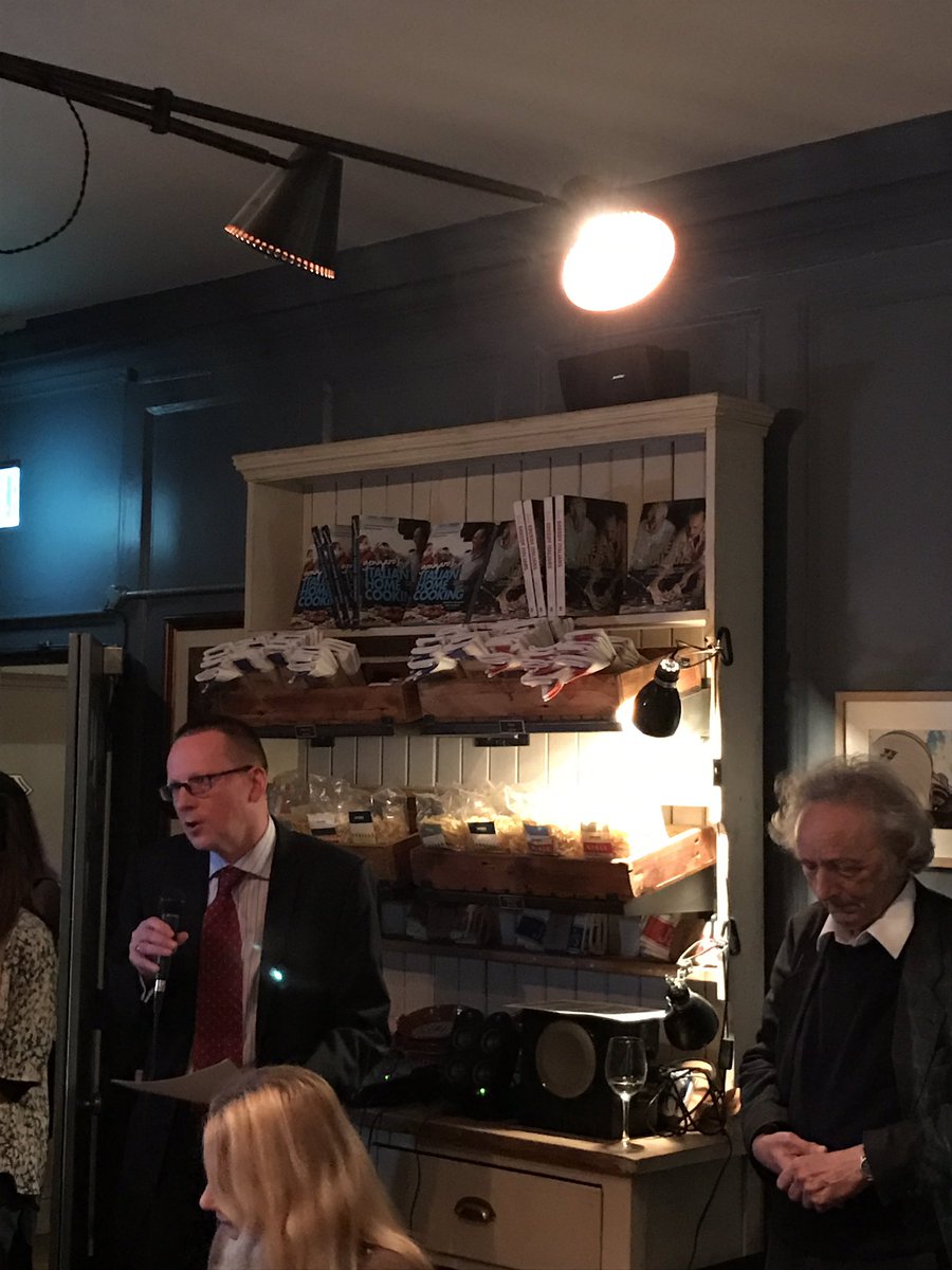 NottinghamMuse tweet media