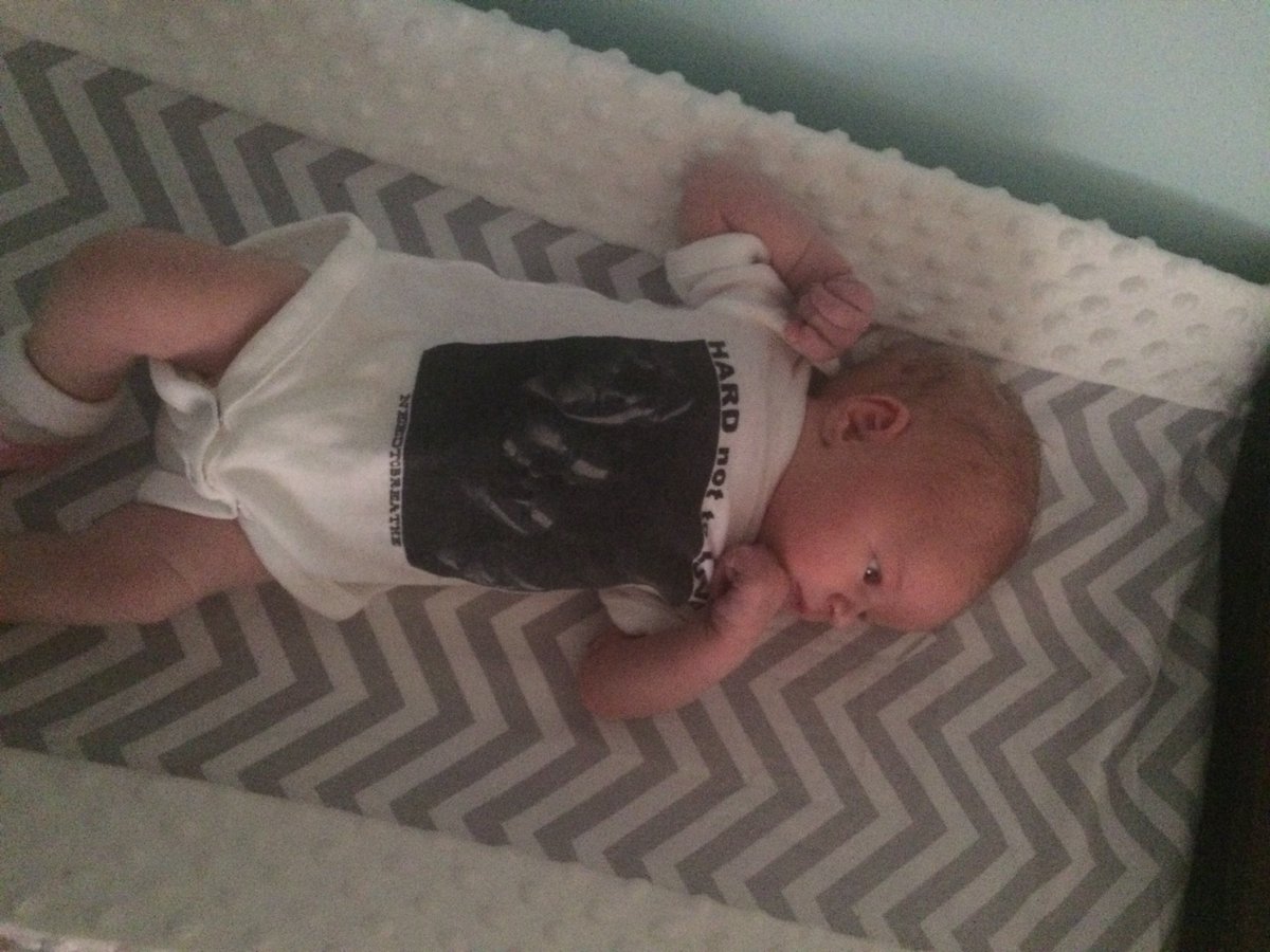 sarainthe229's tweet photo. Look how cute this itty bitty @NEEDTOBREATHE fan is! Gotta start em off right #auntlife #hardnottolove https://t.co/0es4LZ4CoN