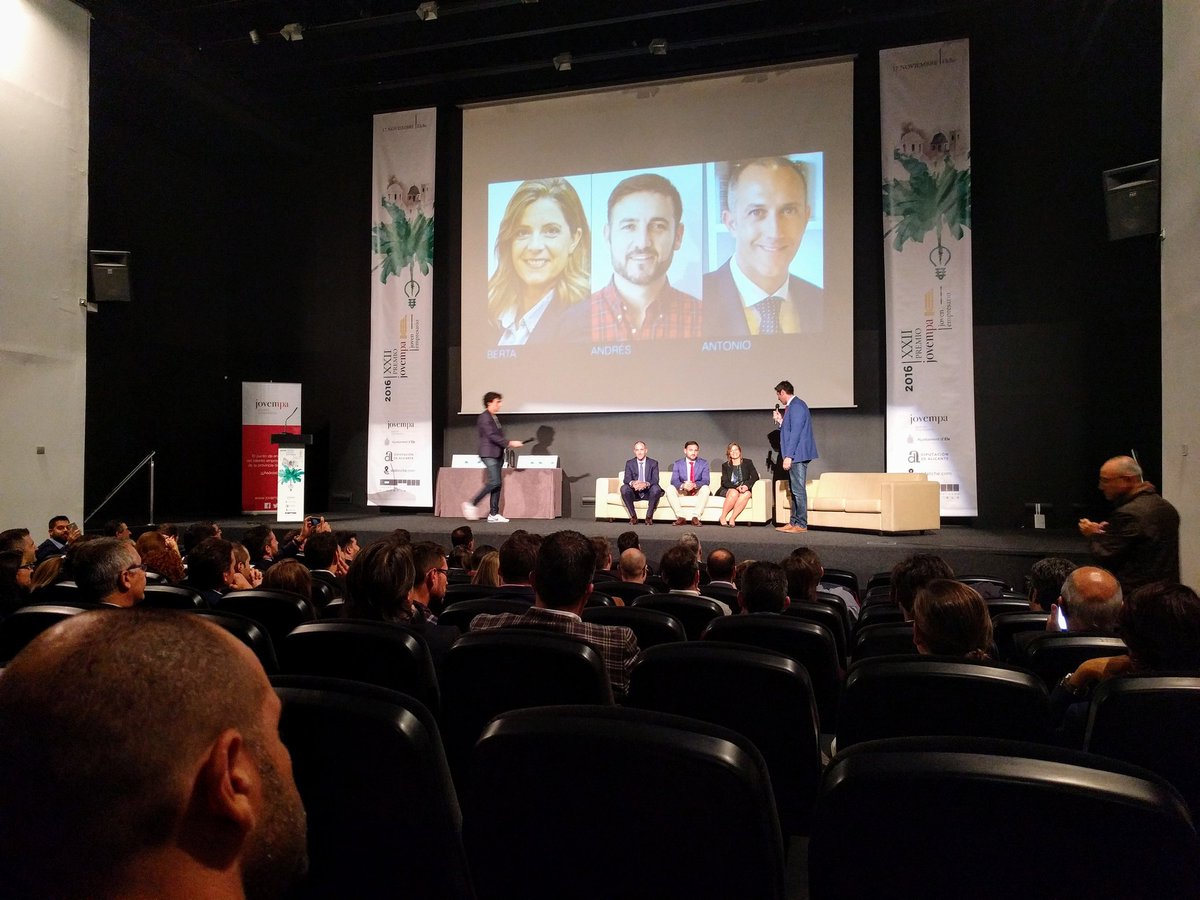 Tres candidaturas que son ejemplo: cooperativa, economía digital y artesanía. #PremioJovempa <a href="/Serlicoop/">Serlicoop Servicios</a> <a href="/3dids/">3dids</a> Cidoncha