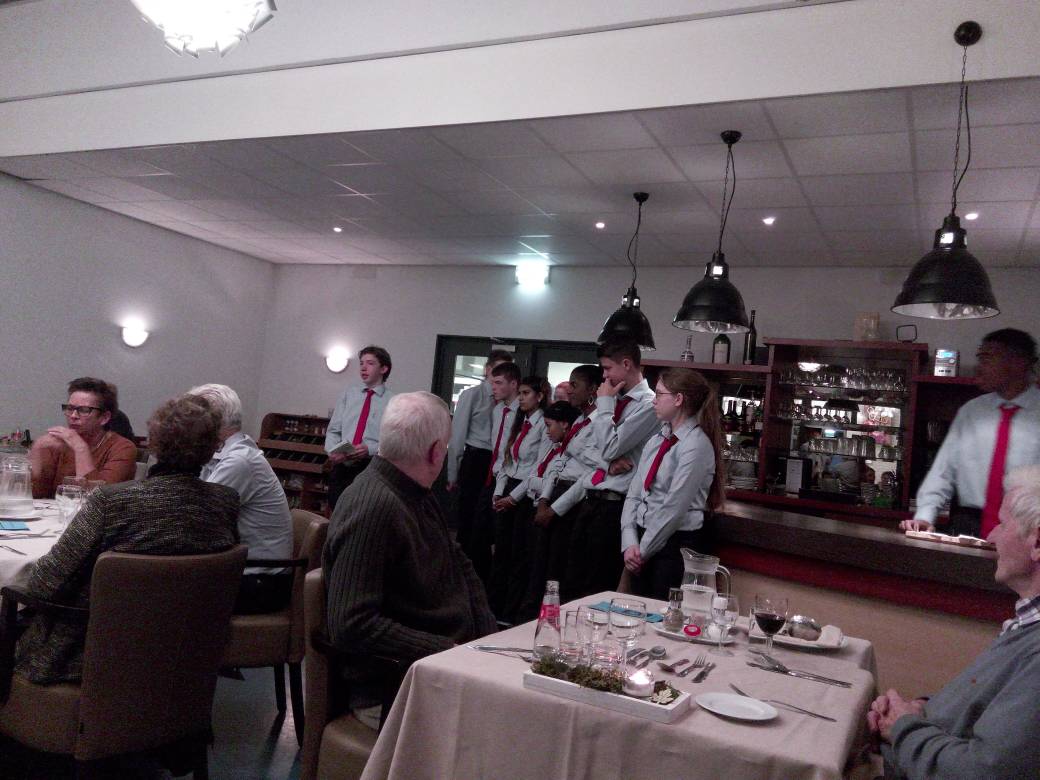 AmersfOnStage's tweet image. Mooie combinatie van leren en werken in de praktijk! #DeProeftuin @Het_ElementVMBO #dank #genoten #kanjers