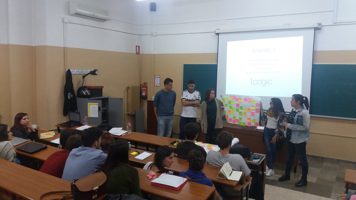 sempatiko's tweet photo. En @mastermosm #yosoymosm #mosmUGR nos encanta el #postitureo https://t.co/kjNgDRiMZO