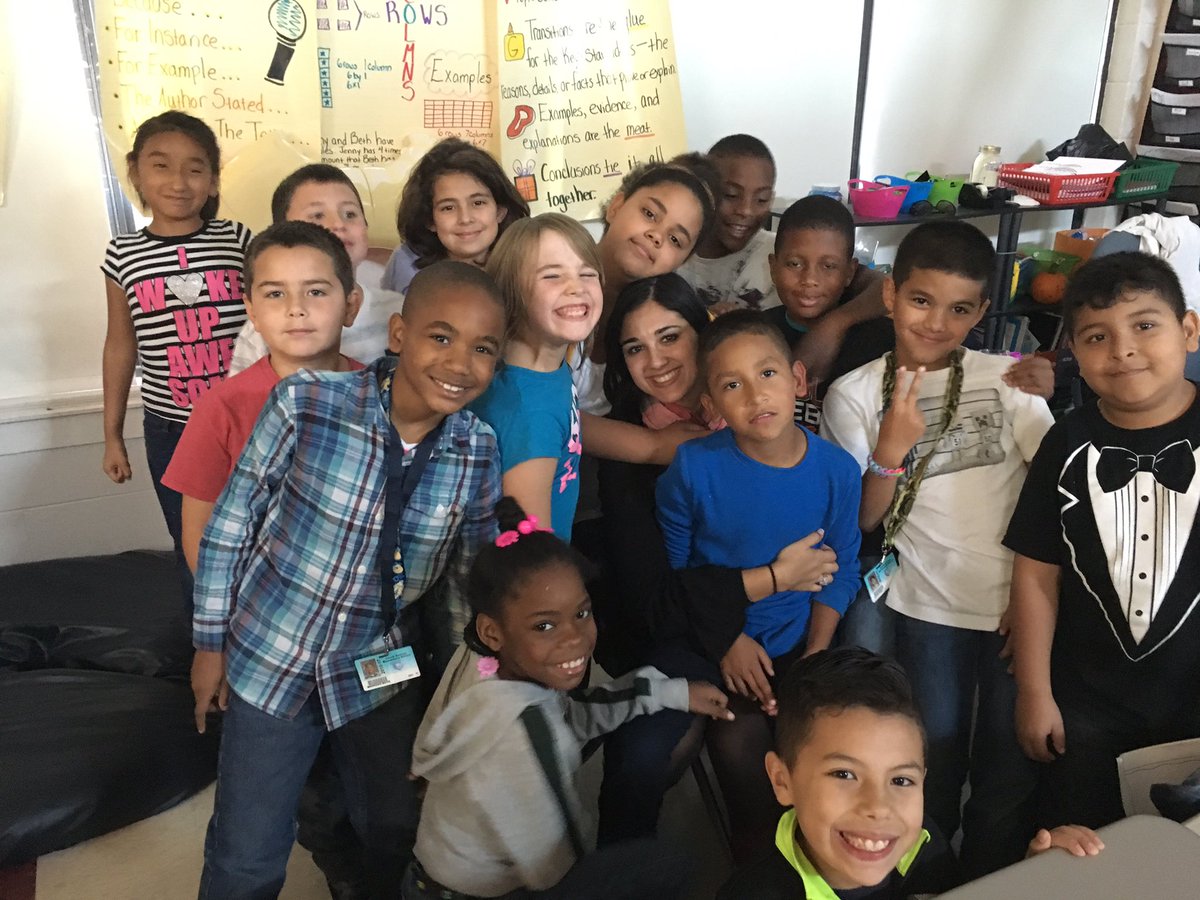 DougTimm34's tweet image. It has been great having @MissOkeson @MissPaley @Missbarber7 @MsWilkinson21 for the past few weeks! Good Luck in your career! #cddolphins