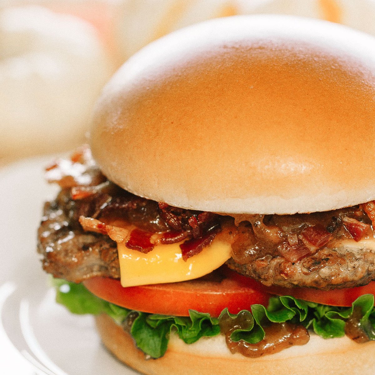 CarlsJr's tweet photo. The way we see it, bacon. #Bacon3Way https://t.co/anU0wkoh75