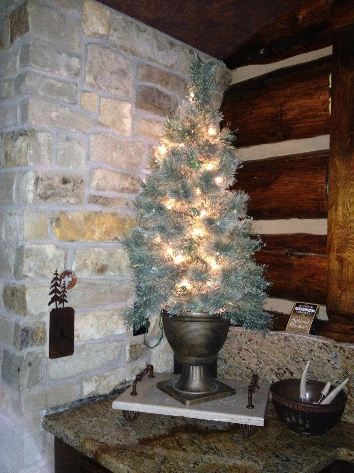 StudioAtgmail's tweet image. Wishing You &amp;amp; Yours a Merry &amp;amp; Bright Holiday Season!