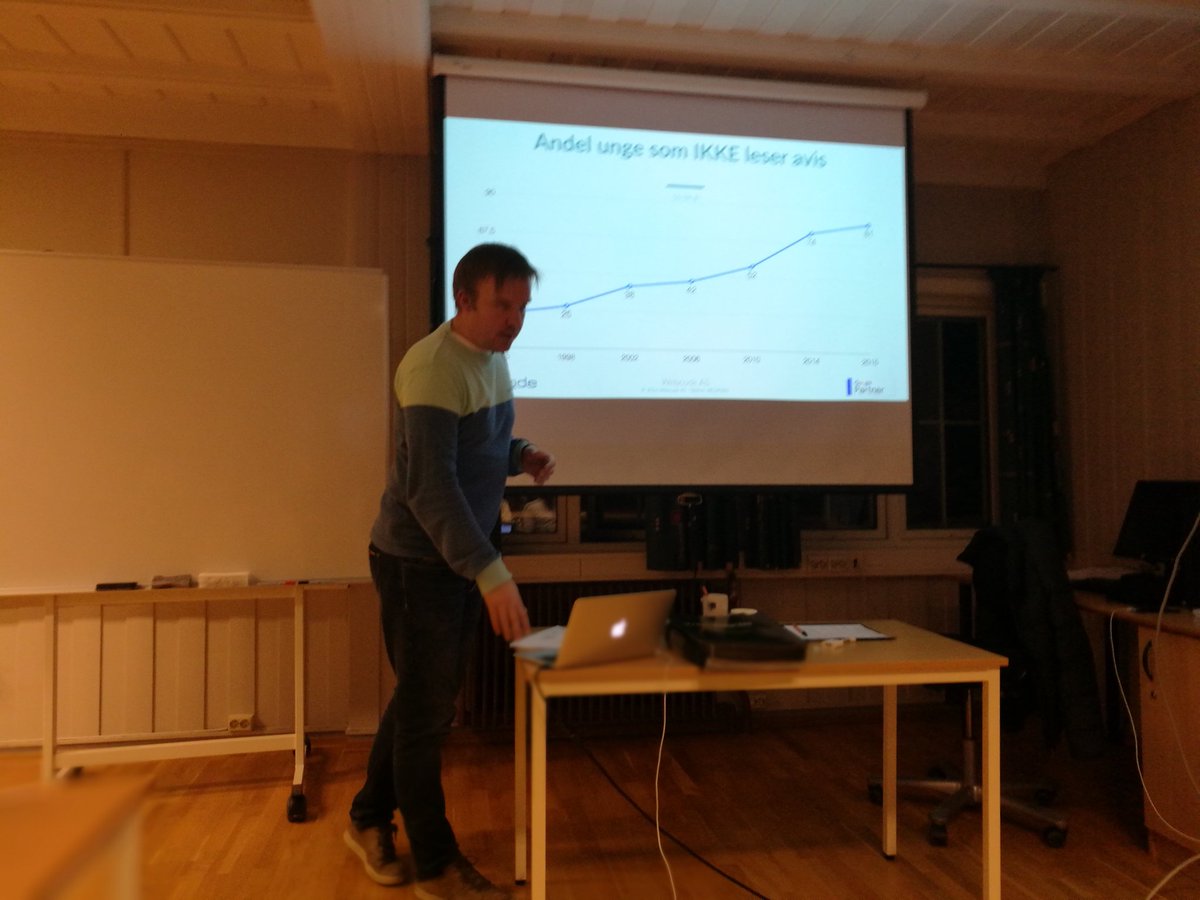 AgonSolutions's tweet image. @WebcodeAS @eleirgulen Godt jobba. Meget interessant foredrag om moderne #markedsføring. #DigitalMarketing