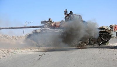 YmnNow's tweet image. هُدنة كيري في مهب الريح.. قوات الشرعية تتقدم قرب القصر الجمهوري في تعز bit.ly/2g0kAhj