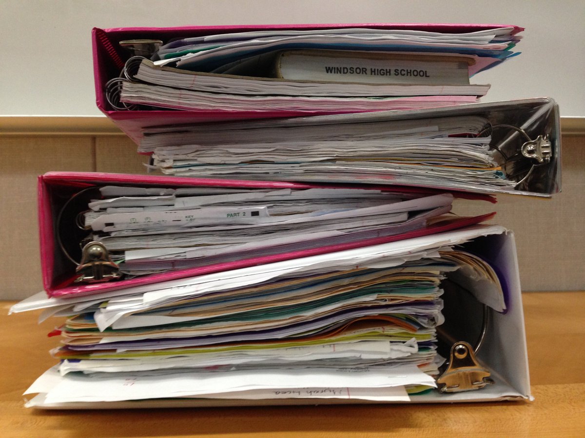Catlin_Tucker's tweet photo. Trading in Traditional Notebooks for Multimedia Blogs https://t.co/25cafUoYBz #edchat #lrchat #engchat #caedchat https://t.co/9WCyLrt7MO