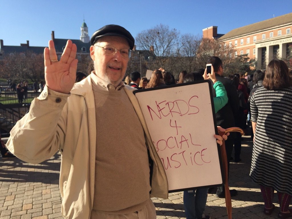 Hundreds of students stage a walkout at UMD. Protesters claim it is not an Anti-Trump nor Pro-Clinton protest. (via <a href="/kateamaraWBAL/">Kate Amara</a>)