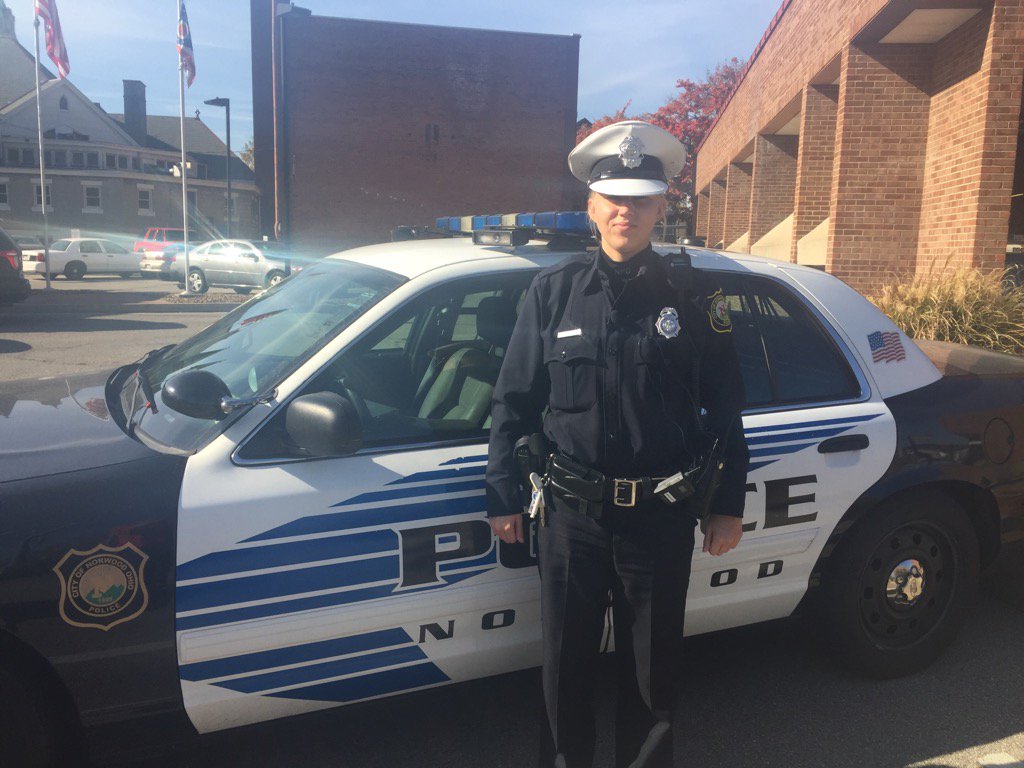 CrimestopperDeb's tweet image. She just started at Norwood PD So why does everyone know her name? At 6 @local12