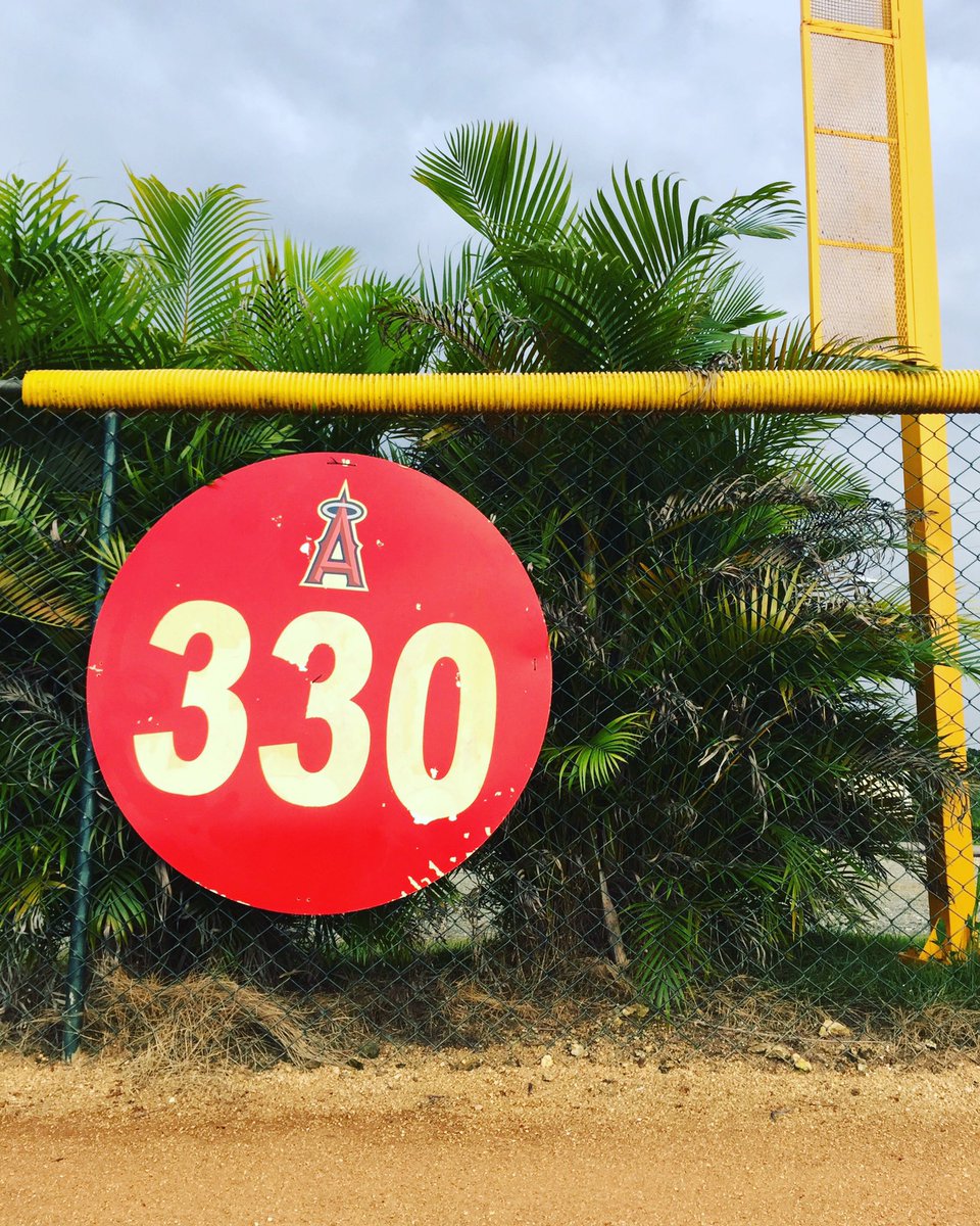 FantasyBBcamps's tweet photo. #Baseball + #Beach = HEAVEN! Comin 2 u live from the @Angels DominicanRepublic baseball complex! Want 2 play ball in paradise?Contact us! https://t.co/6TmLNqEpUN
