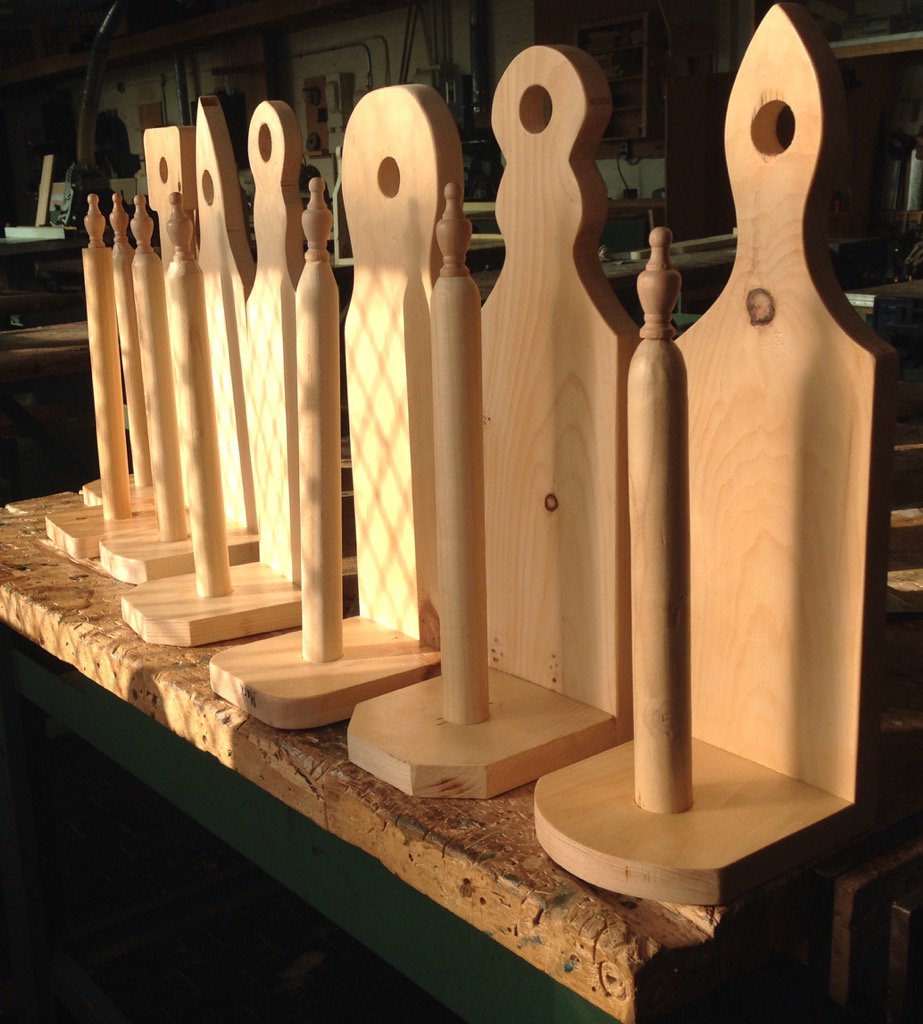 BCFTGUHWDSB's tweet image. Great work grade 9&apos;s!  Excellent paper towel holders!  #exploringtech #deltaconstruction