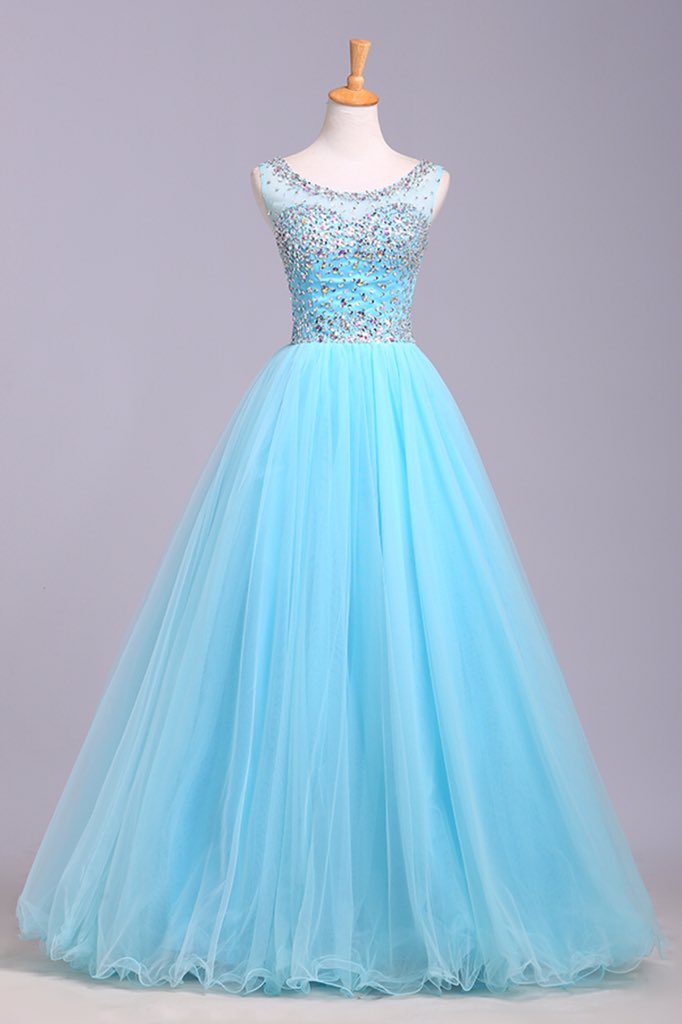 A gown for the ball, wintry colours are best for me.