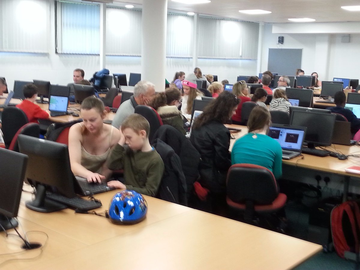 CoderDojoGalway's tweet image. Well done all ninjas at Scratch Beginners, Sat 1pm NUIG, you are making super progress. Loved the show & Tells. @kierantighe @MaryKerins1