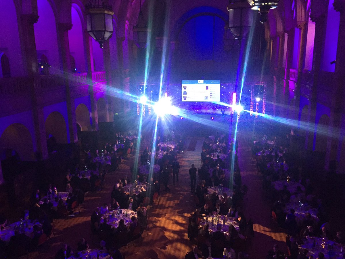 PARKINarts's tweet photo. @FamilyBizAwards Any RETWEETS for this awesome room?! Amazing production everyone involved. What an amazing evening #FBA2016 ⭐️ https://t.co/fQ1dShZK2C