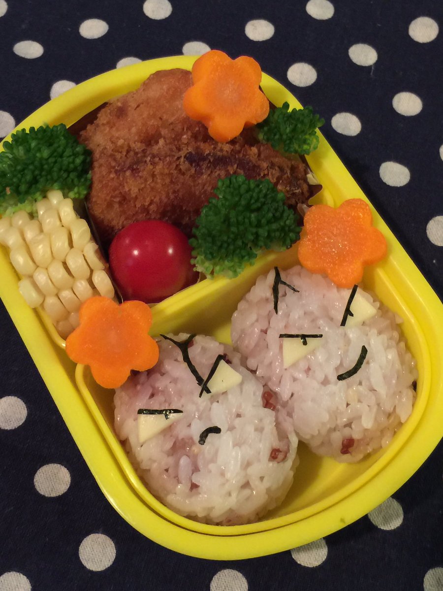 やうこ 今日のjr お弁当は ポケモンgo より ナッシー 小さく作るのに苦戦 ヤシの木の実をタマゴに例えるあたりが秀逸なキャラですね 今回の ポケモンgo大会 うちの子は皆xsですが Xl出ないかなー 前出のタマタマと一緒に親子 で