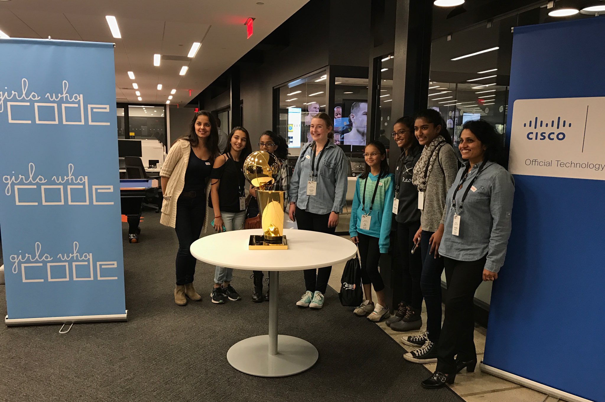 NBA sur X : Today at our NBAE office in Secaucus, we're hosting @Cisco  @GirlsWhoCode Career Panel with @kstokes41, @felipelopez13dr & #NBA  staff!  / X